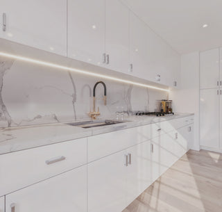 Muestra de puerta de coctelera Frost White