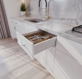 Muestra de puerta de coctelera Frost White