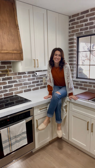 Creamy White Shaker 10x10 Kitchen