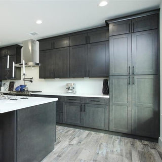 Dark Gray Shaker 10x10 Kitchen